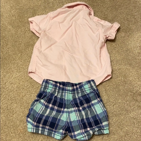 Carter’s Infant Polo shirt and shorts set - Picture 4 of 4